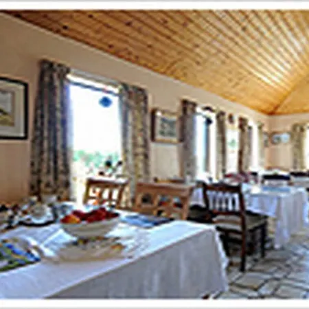 Clinton's Woodview 5*