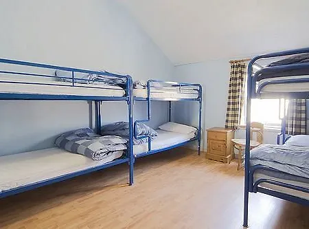 Isaacs Hostal *