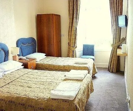 Isaacs Hostal *
