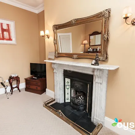 Waterloo Town House & 4* Dublin