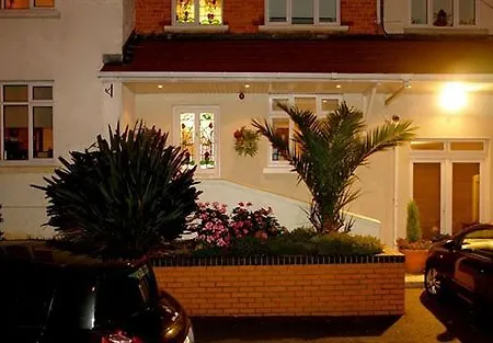 B&B Annandale House