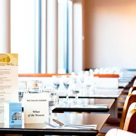 Eliza Temple Bar By The Key Collection Hotel Dublino