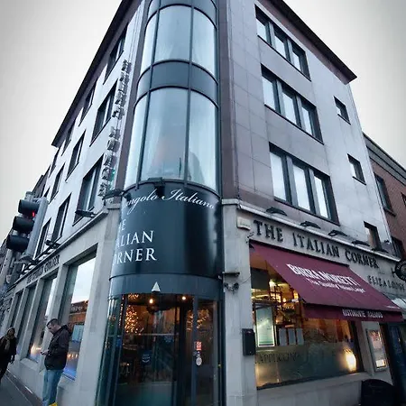 Eliza Temple Bar By The Key Collection 3*