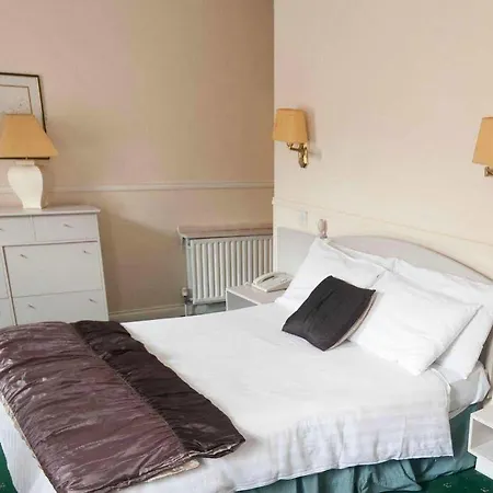 Riverhouse Of Temple Bar Hotel 2*