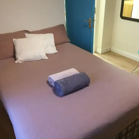 Guest house Budget *