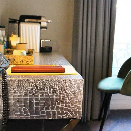 House Bedrooms מלון 2*