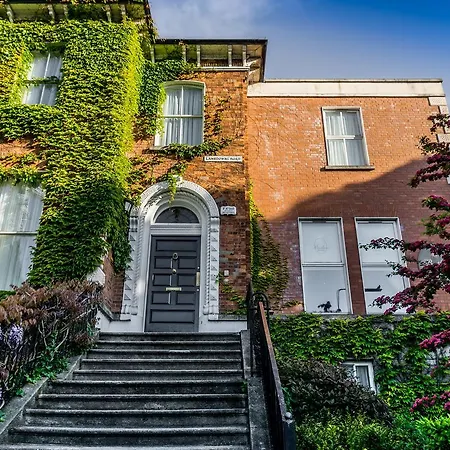 Гостевой дом Butlers Townhouse 4*