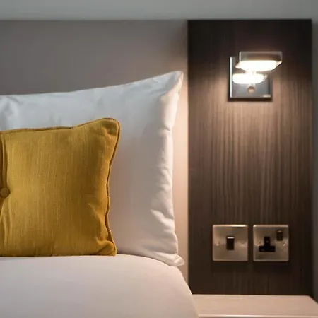 Maldron Pearse Street Hotel