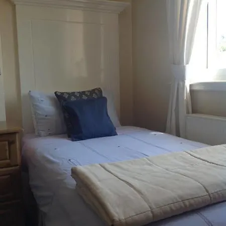 Annandale House B&B