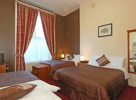 Hotel Maple 2*