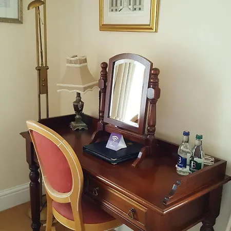 Butlers Townhouse Гостевой дом