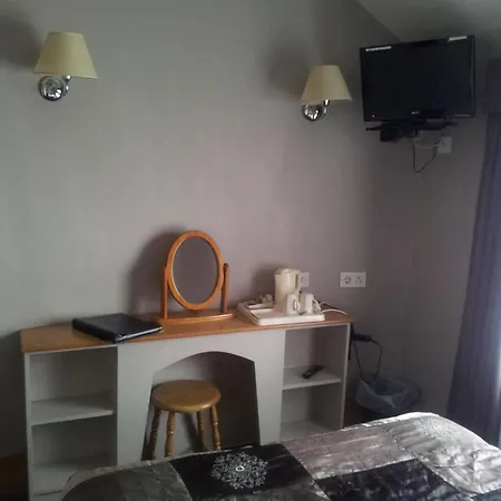 Leeson Downtown Hotel 2*