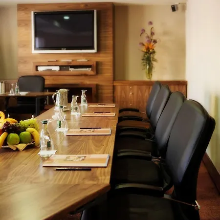 Otel Talbot Stillorgan Dublin