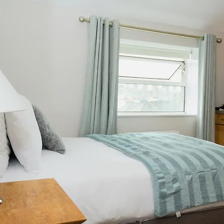Latchfords Townhouse Гостевой дом Дублин