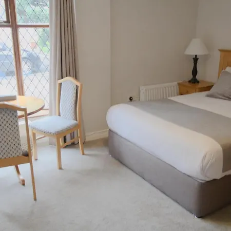 Latchfords Townhouse Гостевой дом 3*