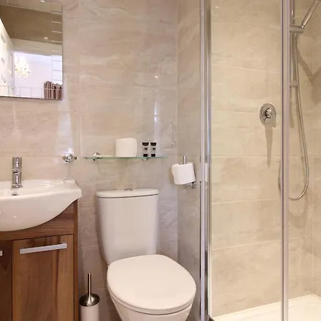 Latchfords Townhouse Гостевой дом Дублин
