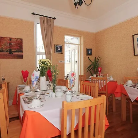 Vendégház Donnybrook Hall 3*