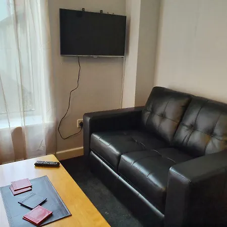 Arran Quay Holiday Apartment *