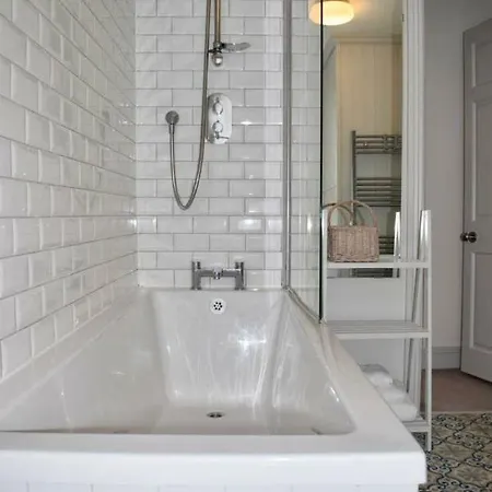Chic And Contemporary Victorian Family Vakantiehuis