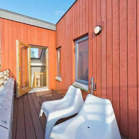 Apartamento 2 Bedroom Centre With Patio Sleeps 6 *
