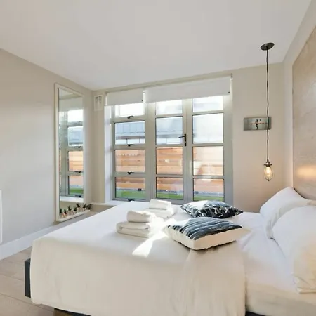 Appartement 2 Bedroom Rooftop In Temple Bar Sleeps 6 *