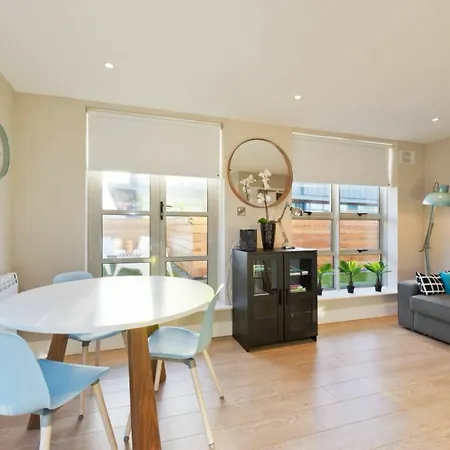 Appartement 2 Bedroom Rooftop In Temple Bar Sleeps 6 *