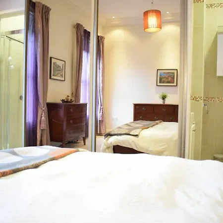 Apartmán 5 Bedroom House In Drumcondra Sleeps 10