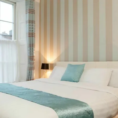 Amberley House By Thekeycollections Aparthotel Dublin