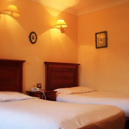 Hotel Lynams 2*