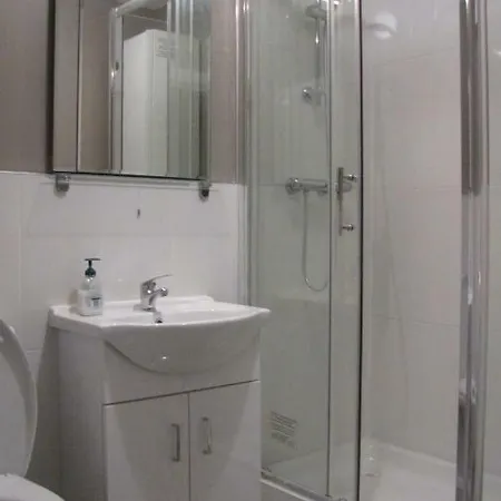Apartment Centre Ifsc - 2 Bedroom