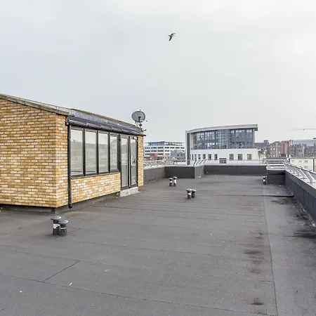 Pearse Street Apartment