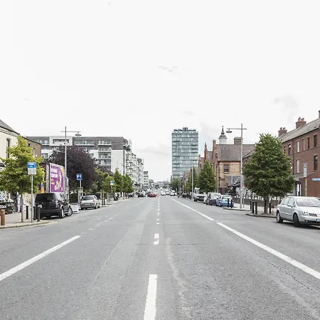 Pearse Street Apartment