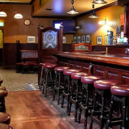 Kennedys Drumcondra 3*