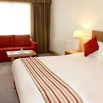 Otel Clayton Cardiff Lane 4*