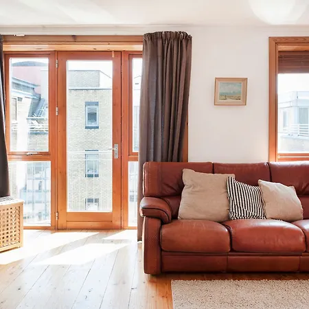 Metrostays - Temple Bar 25 *