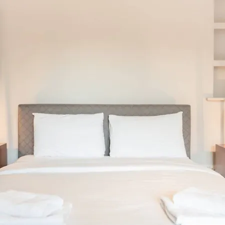 Centre 1 Bedroom Lejlighed