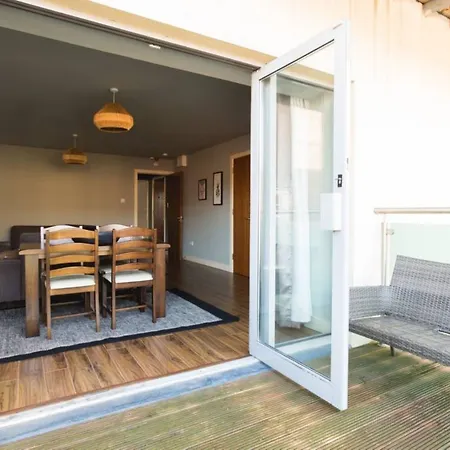 Centre 1 Bedroom