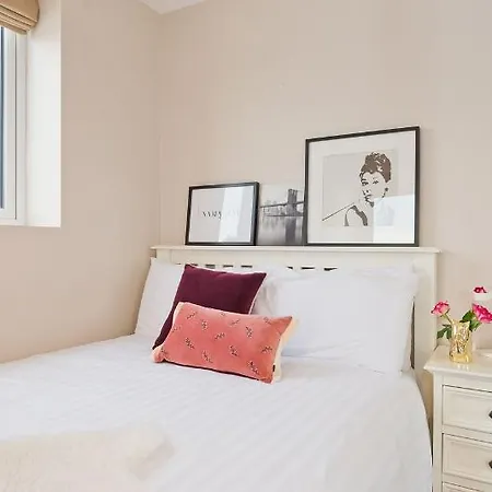 Broc House 4*