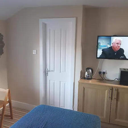 Kgt House Nocleg ze śniadaniem 3*