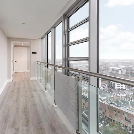Appartement Metro Airport *