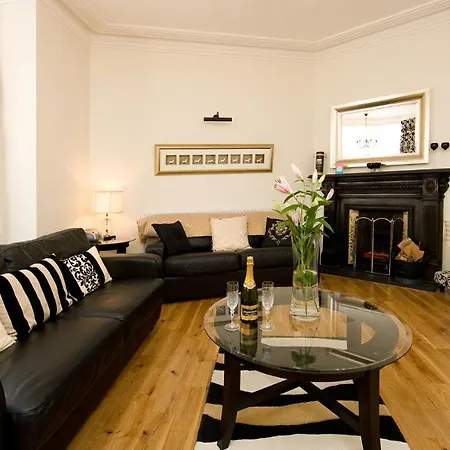 Vacation Rentals Apartment *