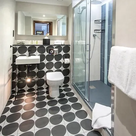 Arthaus Hotel