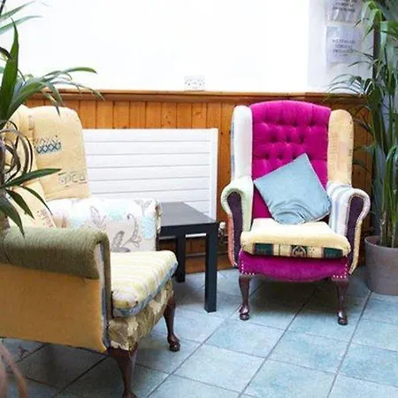 Hotel Abbey Court
