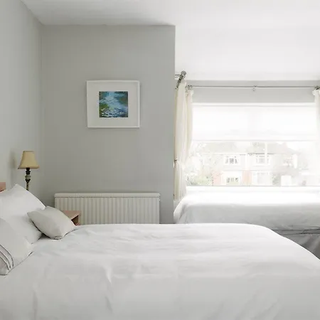 Almara 3* Dublin