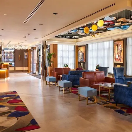 Nyx Christchurch Hotel 4*