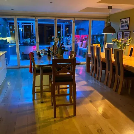 Stunning In The Heart Of Dalkey *