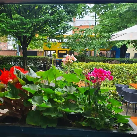 Schoolhouse Otel 4*