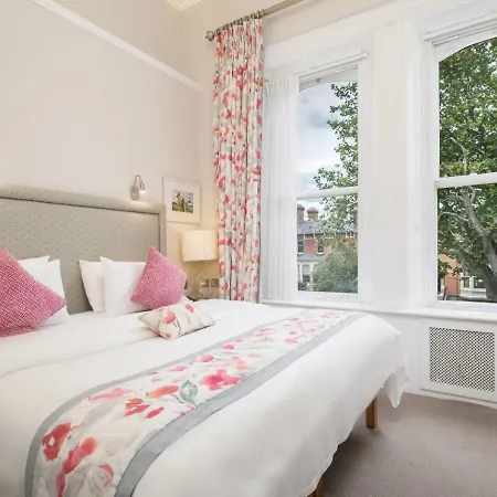 Roxford Hotel 3*