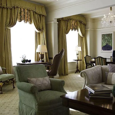 The Shelbourne, Autograph Collection Отель
