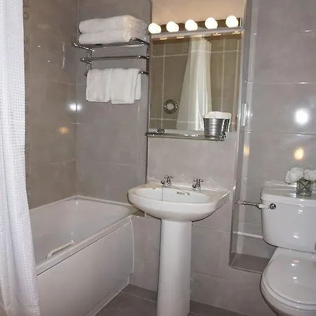 Hotel Abbey 2*